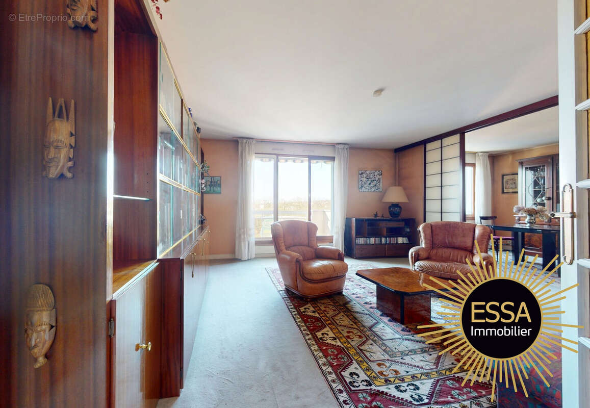 Appartement à CHAVILLE