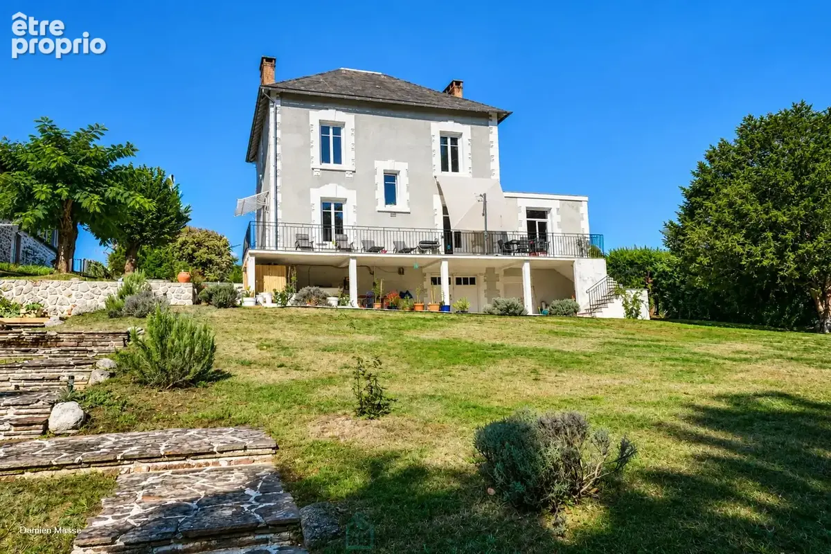 Maison de maître des années 30 - Elégance, nature et vie de village au coeur du Périgord vert. - photo 6