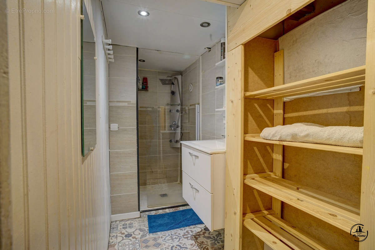 Maison à MORNAND-EN-FOREZ