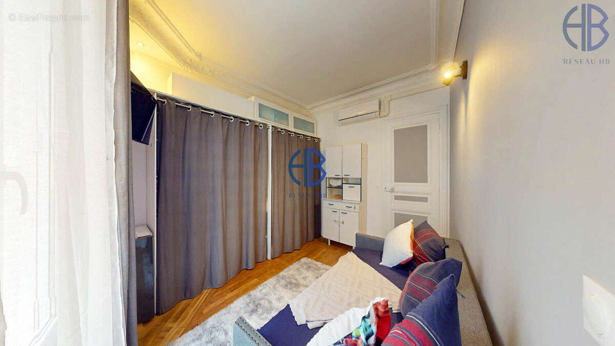 Appartement à PARIS-19E