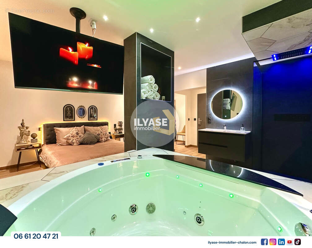 Appartement T4 avec vue unique  Centre-ville Chalon-sur-Saône  Spa  Balcon - photo 15