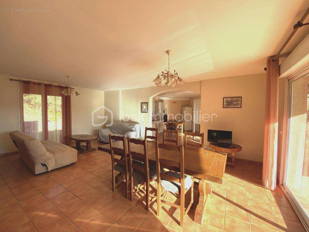 Maison à CAZEDARNES