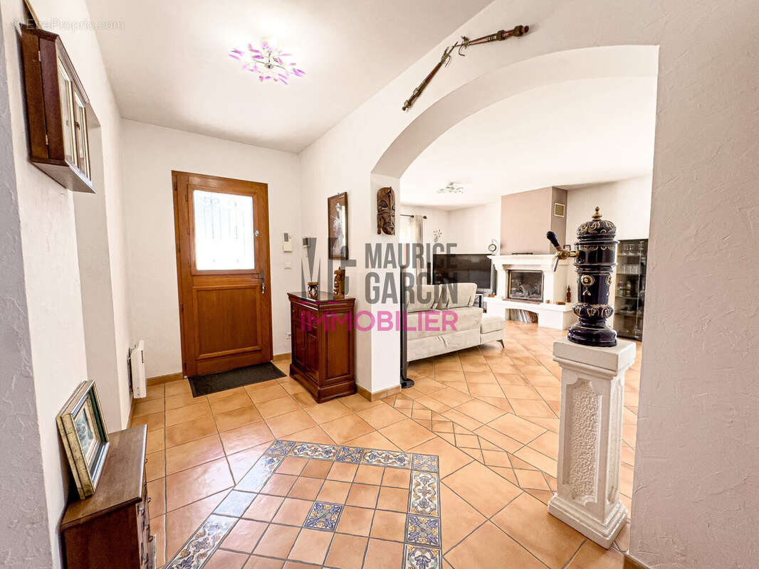 Maison 115 m² à Jonquieres  - photo 7