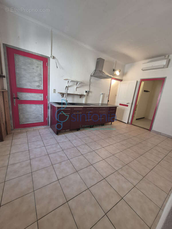 Maison de village avec garage et atouts énergétiques, potentiel a exploiter - photo 10