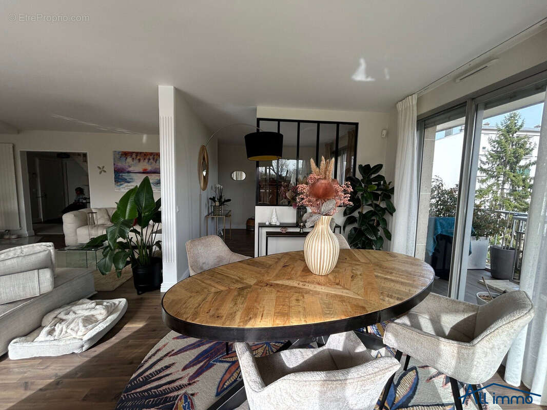 Appartement à YERRES