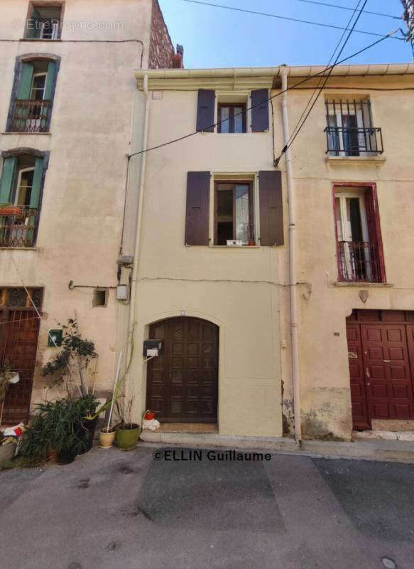Maison à ESTAGEL