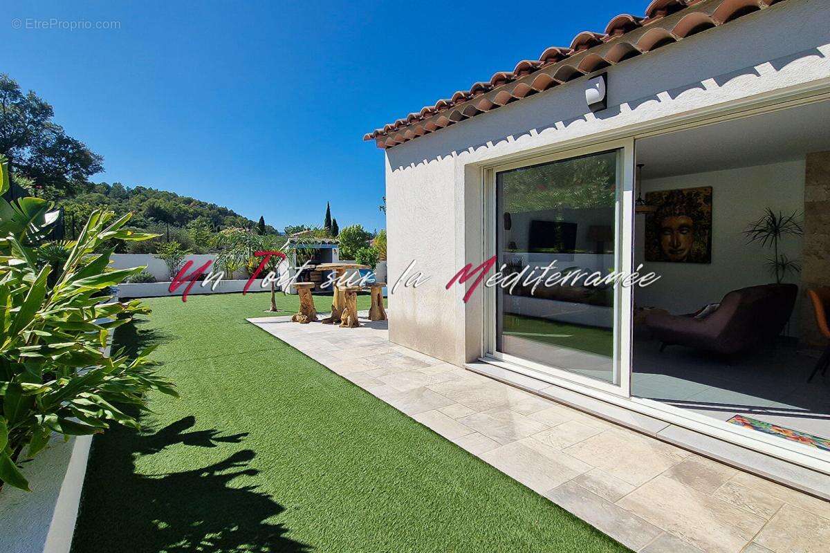 Maison à PIERREFEU-DU-VAR