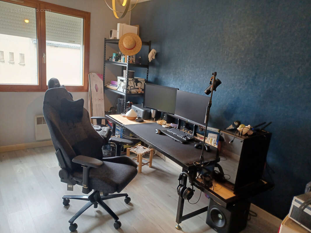 Appartement à LE PEAGE-DE-ROUSSILLON