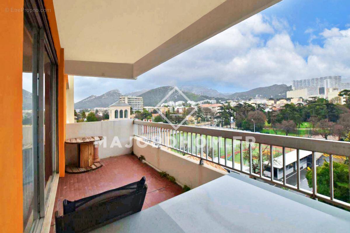 Appartement à MARSEILLE-9E