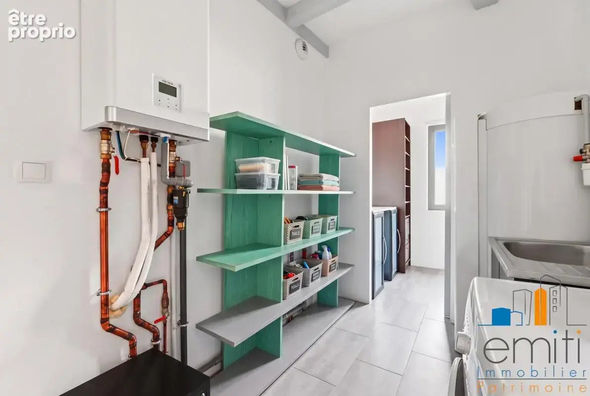 Maison d’architecte – 176 m², piscine et écrin de verdure à Mons - photo 15