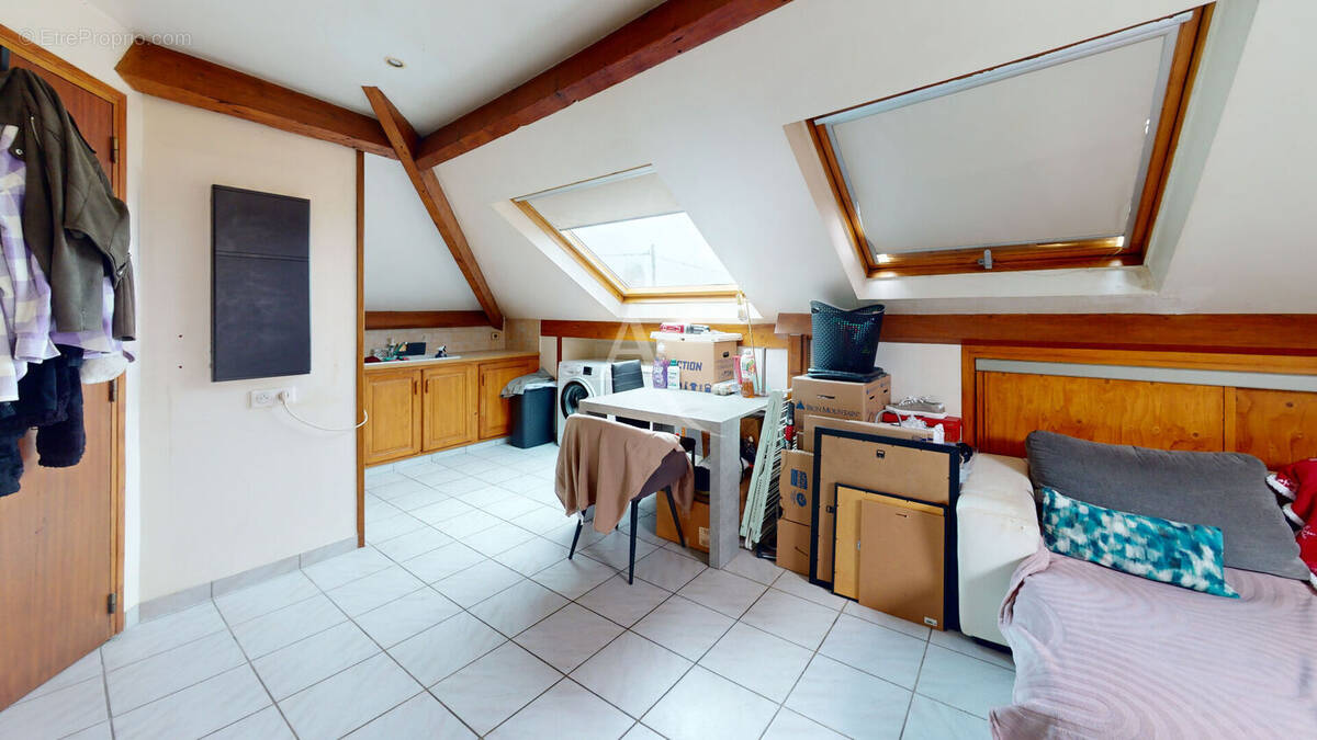 Appartement à PARAY-VIEILLE-POSTE
