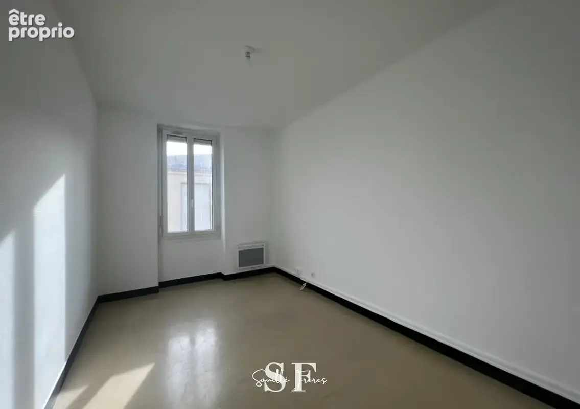 Agen centre - immeuble de 5 appartements loues et deux garages loues - photo 9
