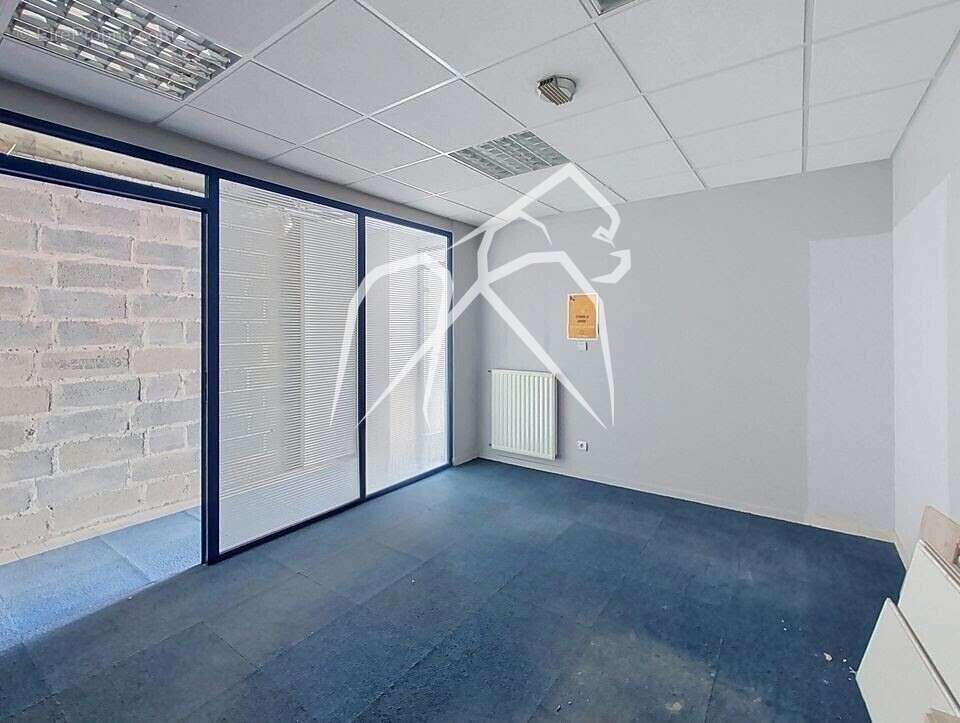 Immeuble à rénover  Rouen Rive Gauche  188 m² - photo 3