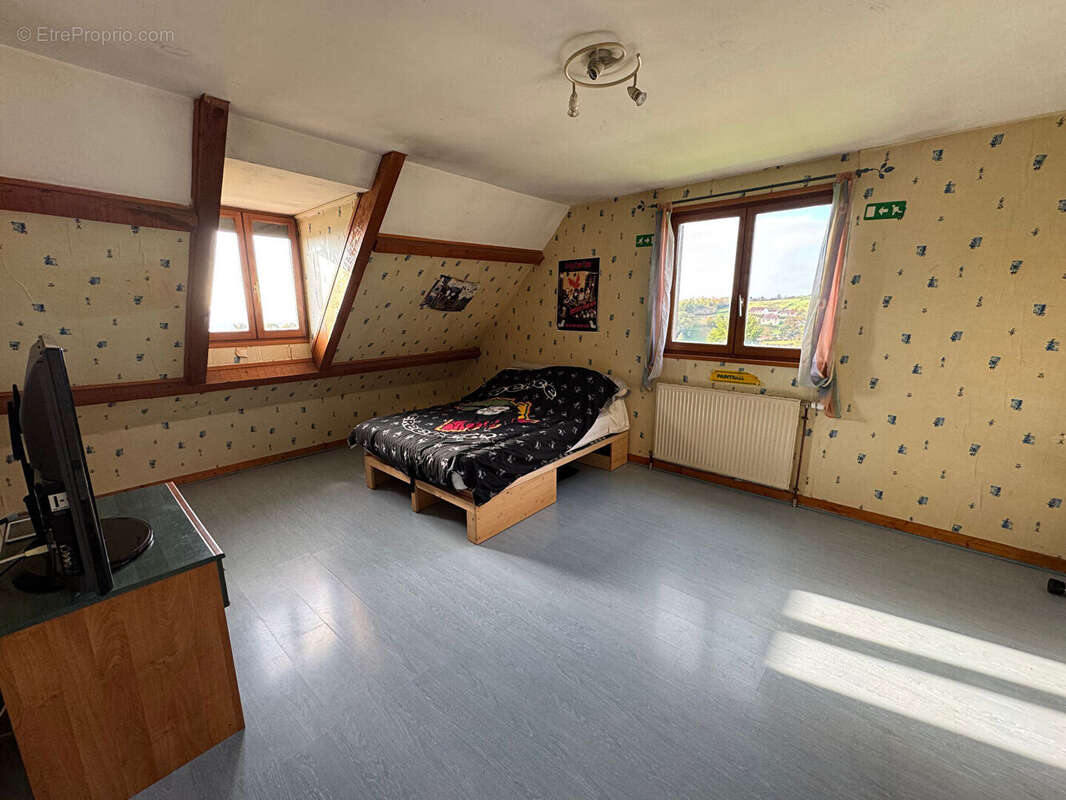 Maison à SAINT-PIERRE-DE-VARENNES