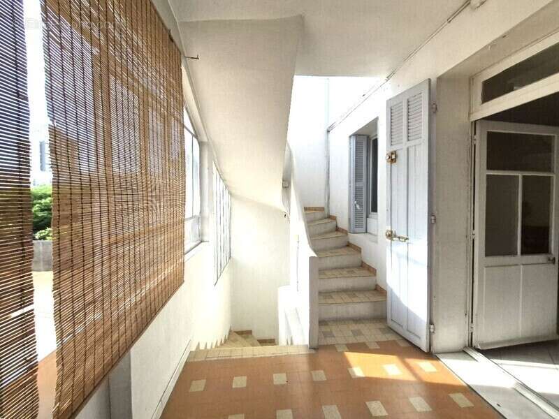 Appartement à MARSEILLE-10E