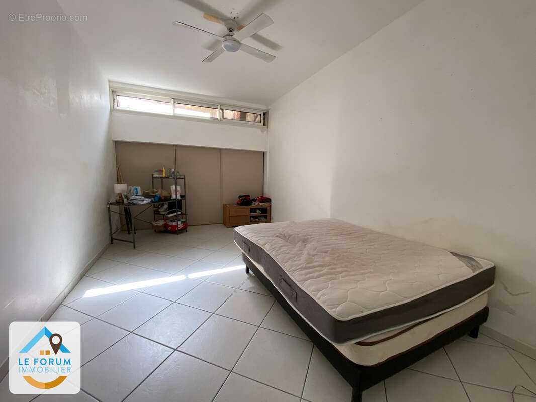 Saint pierre 97410 - ensemble immobilier - grands volumes - bon rendement - environnement prisé - photo 8