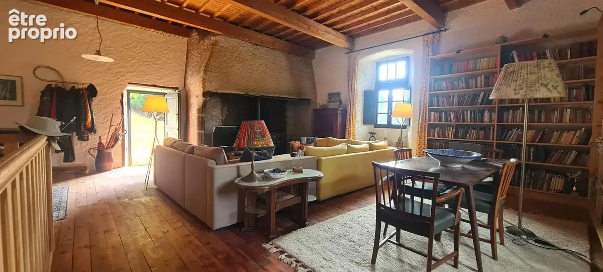Propriété d’exception   51,74 ha   maison forte du xvie siècle - photo 11