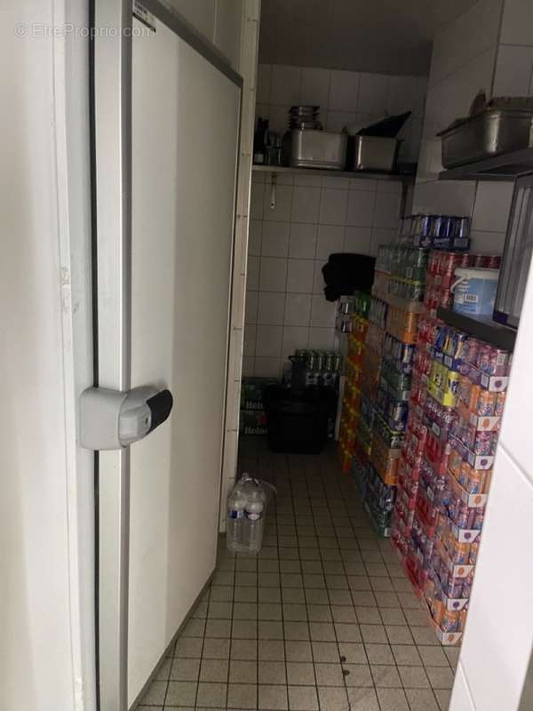 100 m² à Paris-4e  - photo 2