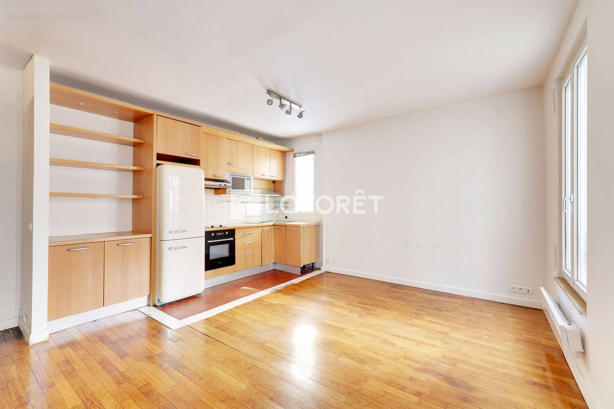Appartement à PARIS-12E