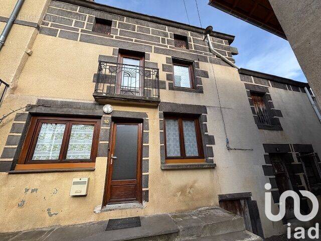 Photo 1 - Maison à VOLVIC