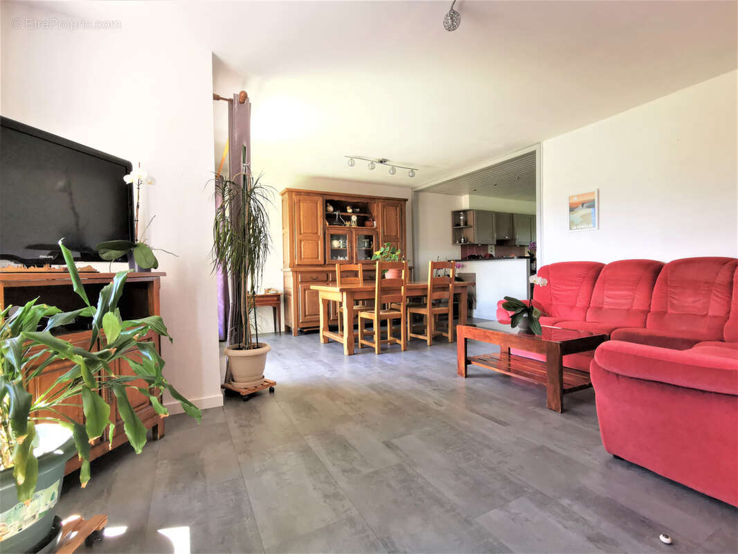 Appartement à ARGONAY