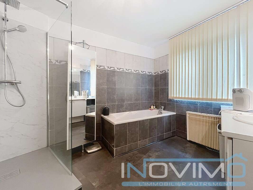 Maison à SAINT-FOLQUIN