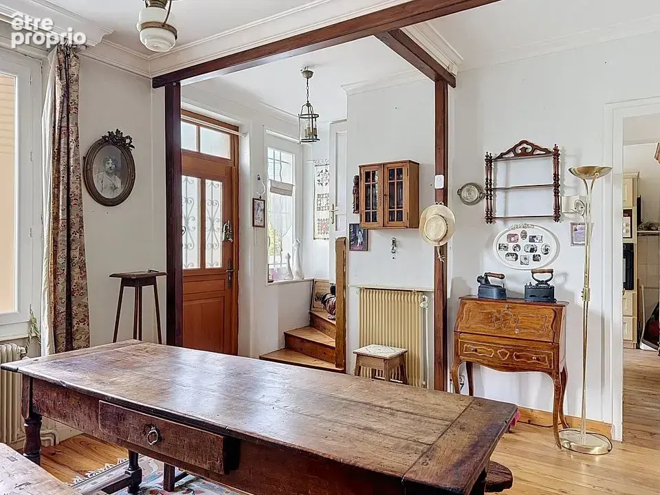 Une maison proche Voie Verte et métro Cuire - photo 8