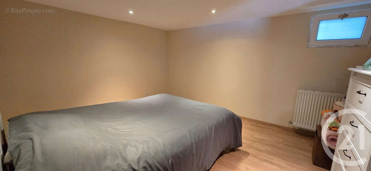 Maison 142 m² à Ecuisses  - photo 11