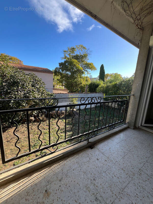 Appartement à MAUGUIO