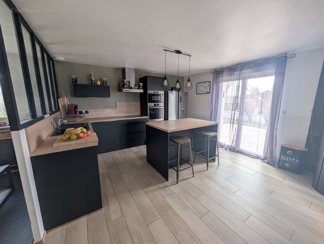 Maison à ESSERVAL-TARTRE