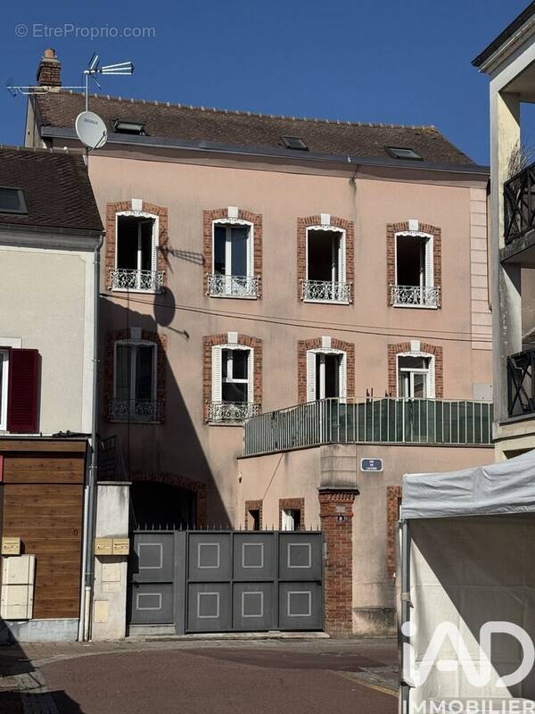 Photo 1 - Appartement à MONTEREAU-FAULT-YONNE