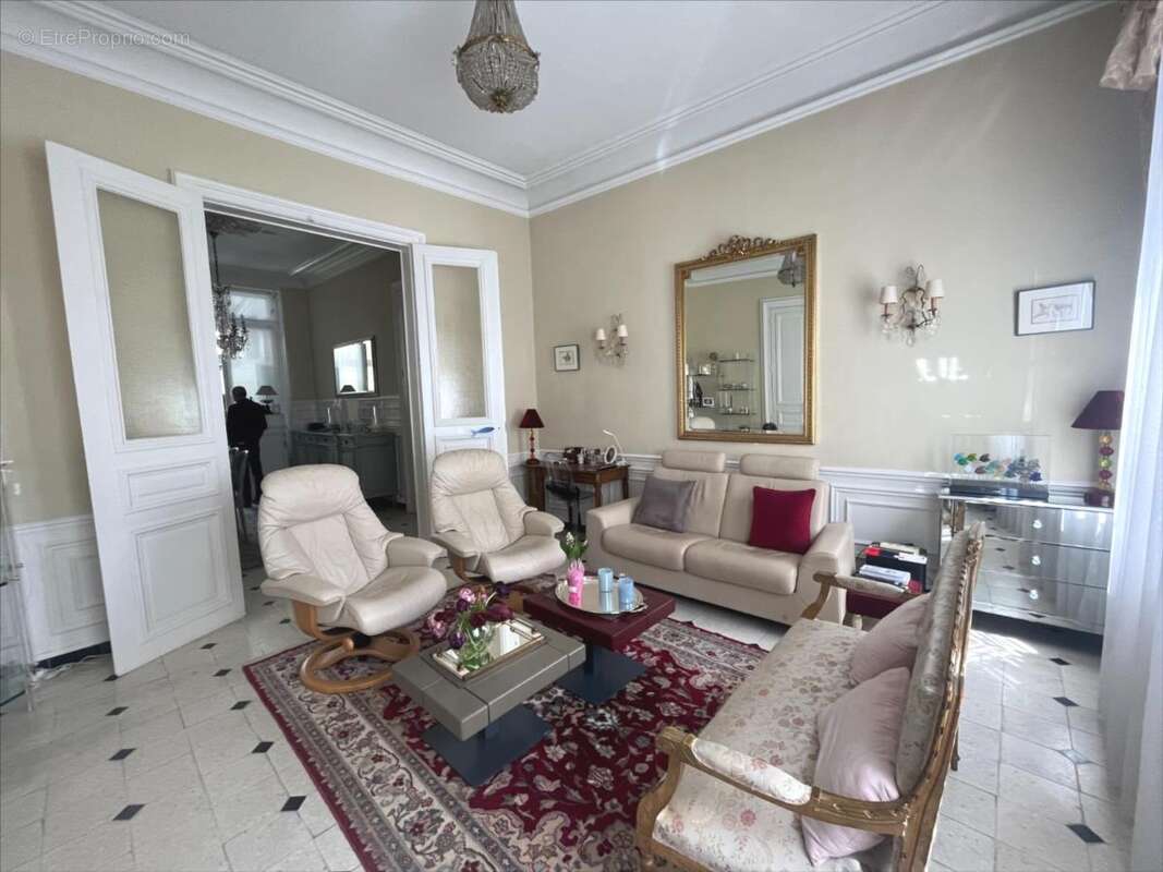Maison 165 m² à Reims  - photo 22