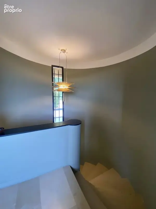 Maison 5 pièces 230 m² à vendre à La Garde-Freinet (83680) - photo 3