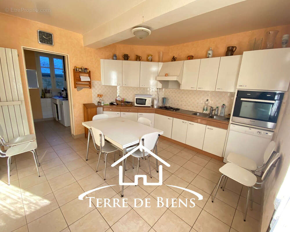 Maison à VIC-SUR-AISNE