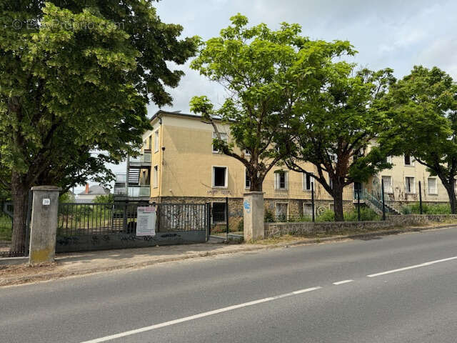 Appartement à SAINT-DOULCHARD