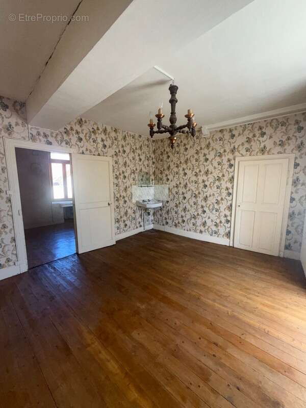 Maison à vendre 10 pièces FLAVIGNY SUR OZERAIN (21) - photo 12