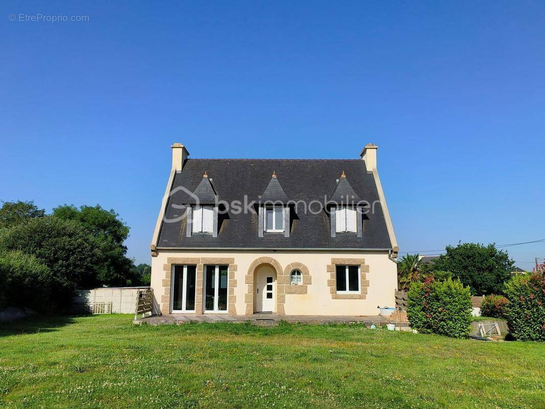 Maison à PLOUDANIEL
