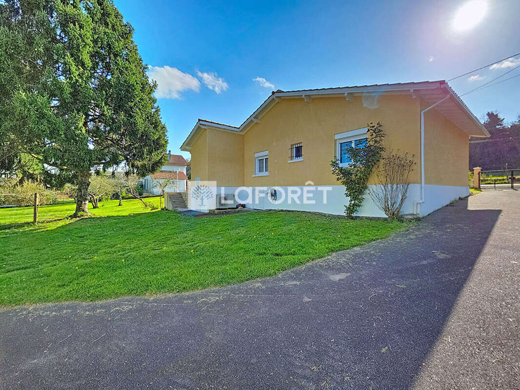Maison de plain pied Orthez 5 pièces 78m² - photo 6