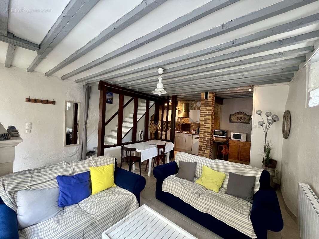 Maison à PORT-EN-BESSIN-HUPPAIN