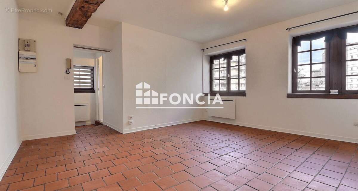 Appartement à SAINT-ETIENNE