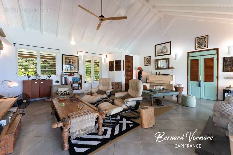 Maison à GRAND-BOURG