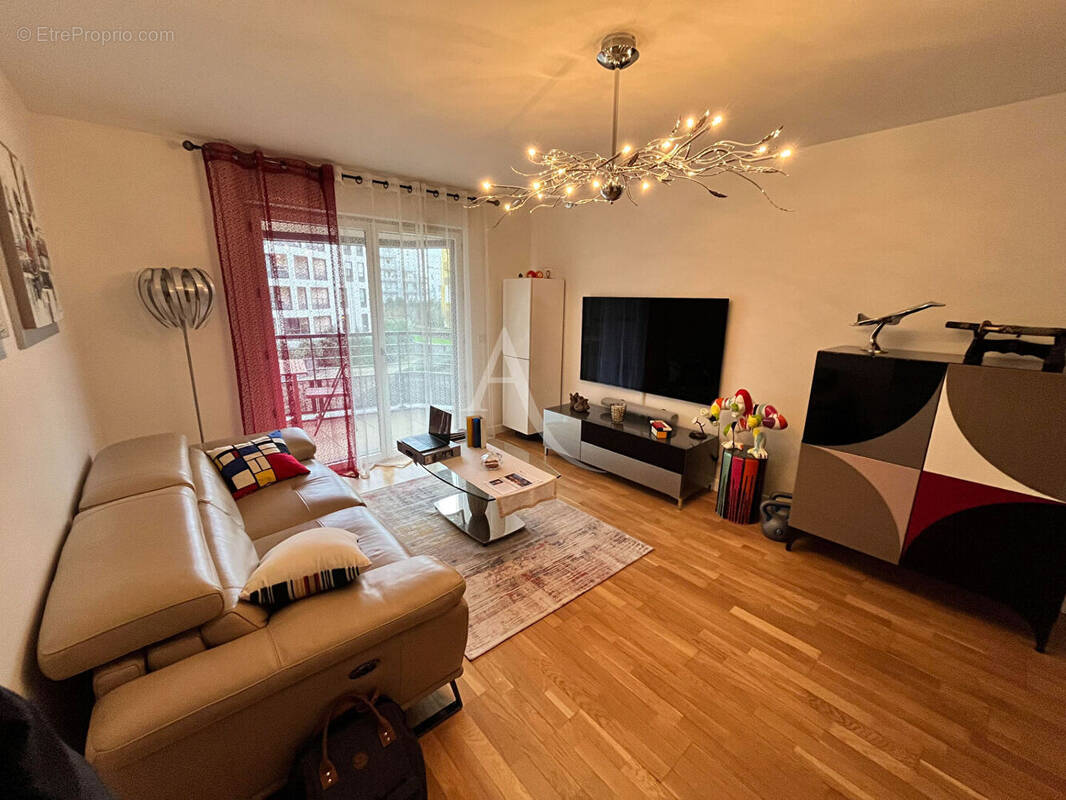 Appartement à ISSY-LES-MOULINEAUX