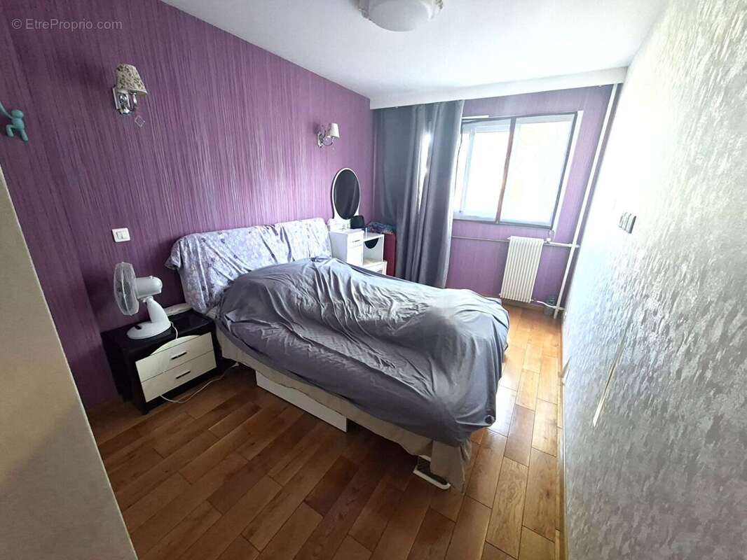 Appartement à LE BOURGET