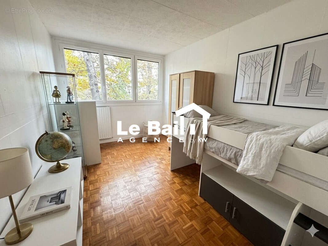 Appartement à MERY-SUR-OISE