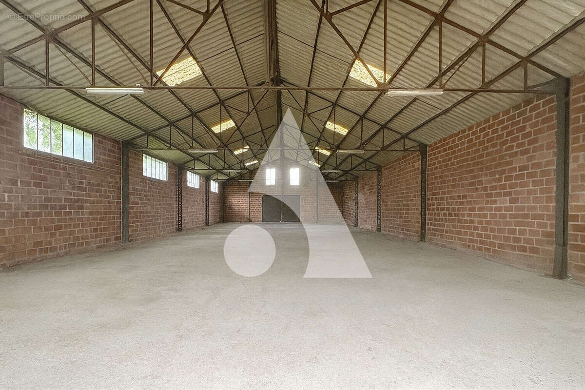 Maison à MONCHAUX-SUR-ECAILLON