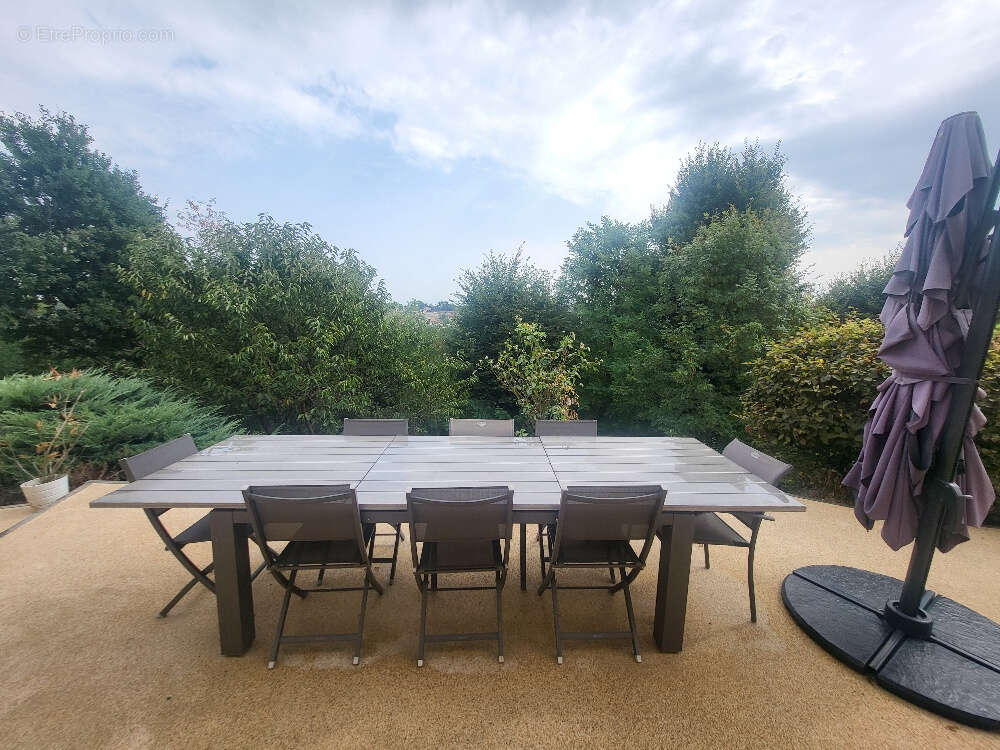 Maison à CHATILLON-SUR-CHALARONNE