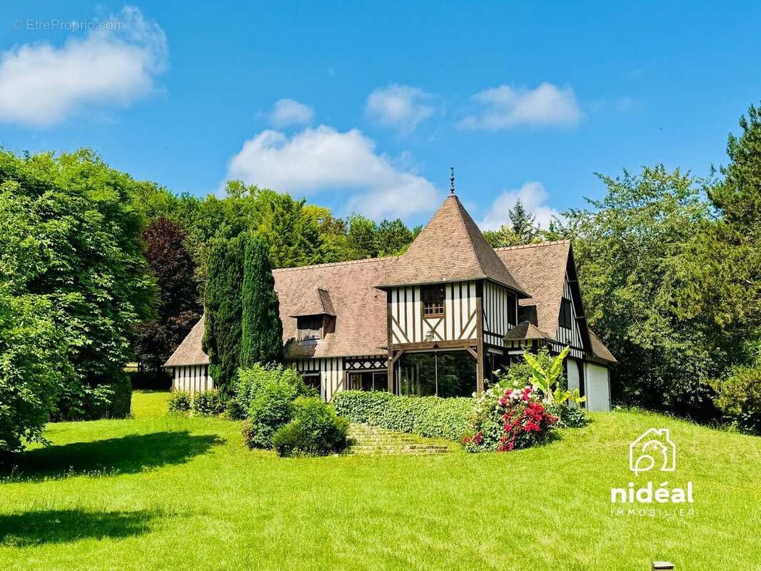 Maison à HEUDREVILLE-SUR-EURE