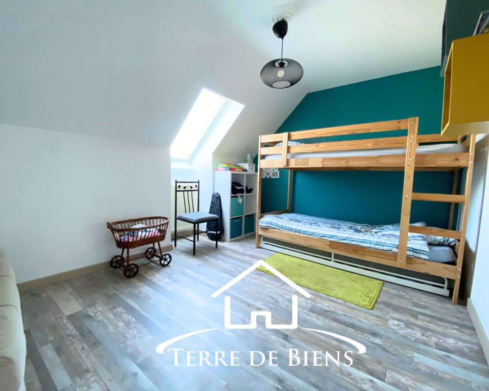 Maison à VIC-SUR-AISNE