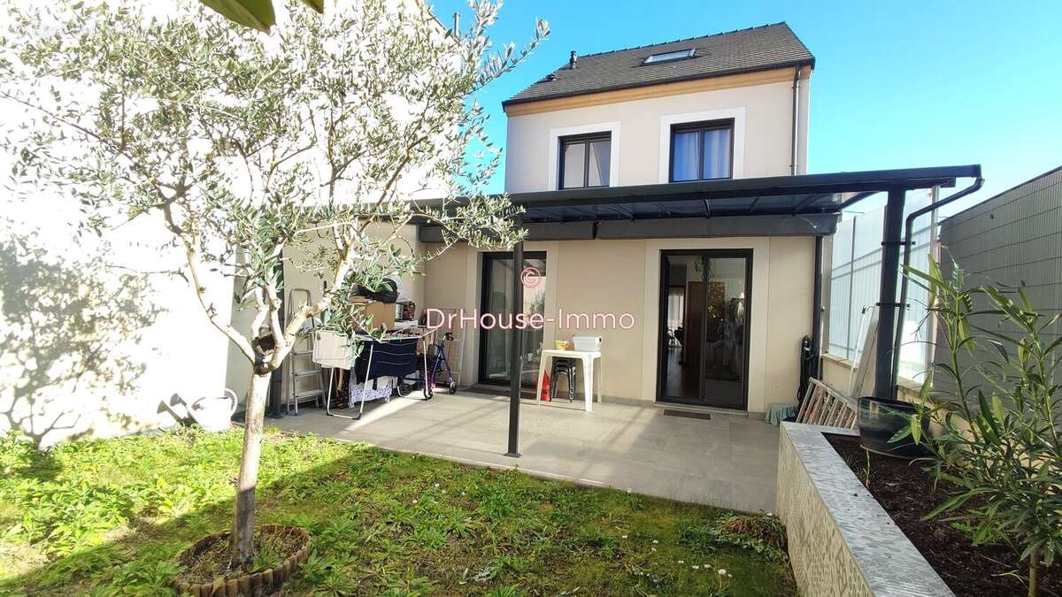 Maison à HOUILLES