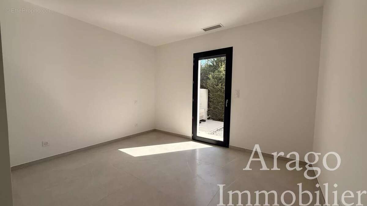 Maison à ESPIRA-DE-L'AGLY